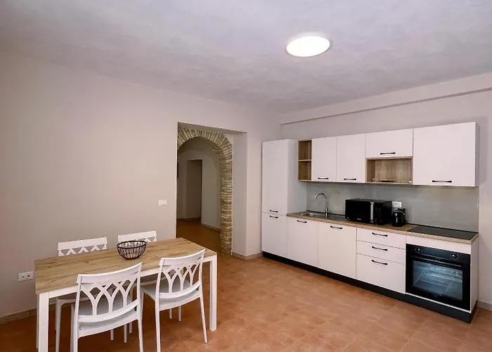 La Dimora Di Fra Διαμέρισμα Λαντσιάνο